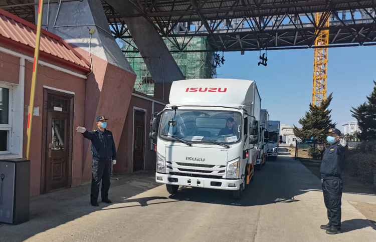 東寧海關助力“自走型”車輛出口駛入“快車道”_fororder_圖片5