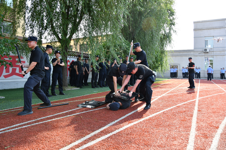 黑龍江省牡丹江穆棱市公安局組織開展全警實戰大練兵活動_fororder_圖片3