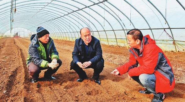 呂塞峰：衣“金”還鄉帶富大勝村