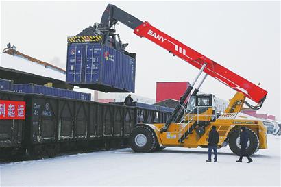 黑河大豆玉米“坐上火車坐上火車””去廣東