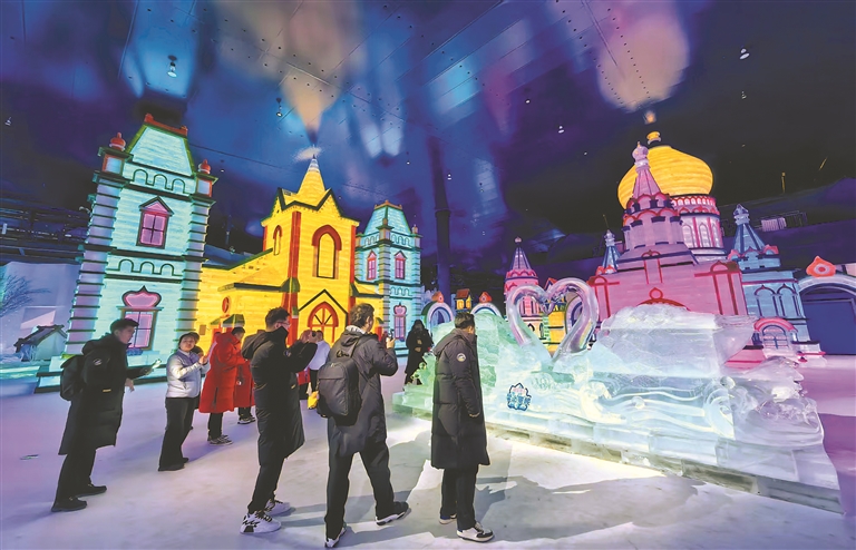 來冰雪大世界玩轉春日小長假