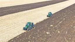 北大荒集團：高標準秋整地為明年農業豐産築基