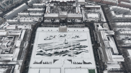 哈爾濱工程大學千余師生​熱“雪”鑄艦 向海圖強