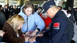 入境黑龍江省俄羅斯旅客同比增長28.4%_fororder_f11f3a292df5e0fe9510e42ac8a694b85fdf72e3