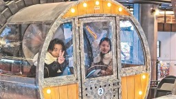 來冰雪大世界玩轉春日小長假