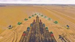 黑龍江省秋整地已超億畝