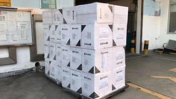 【黑龍江】【原創】黑龍江省僑青會助力抗擊疫情 2000套防護服將全部捐贈給哈醫大附屬各醫院
