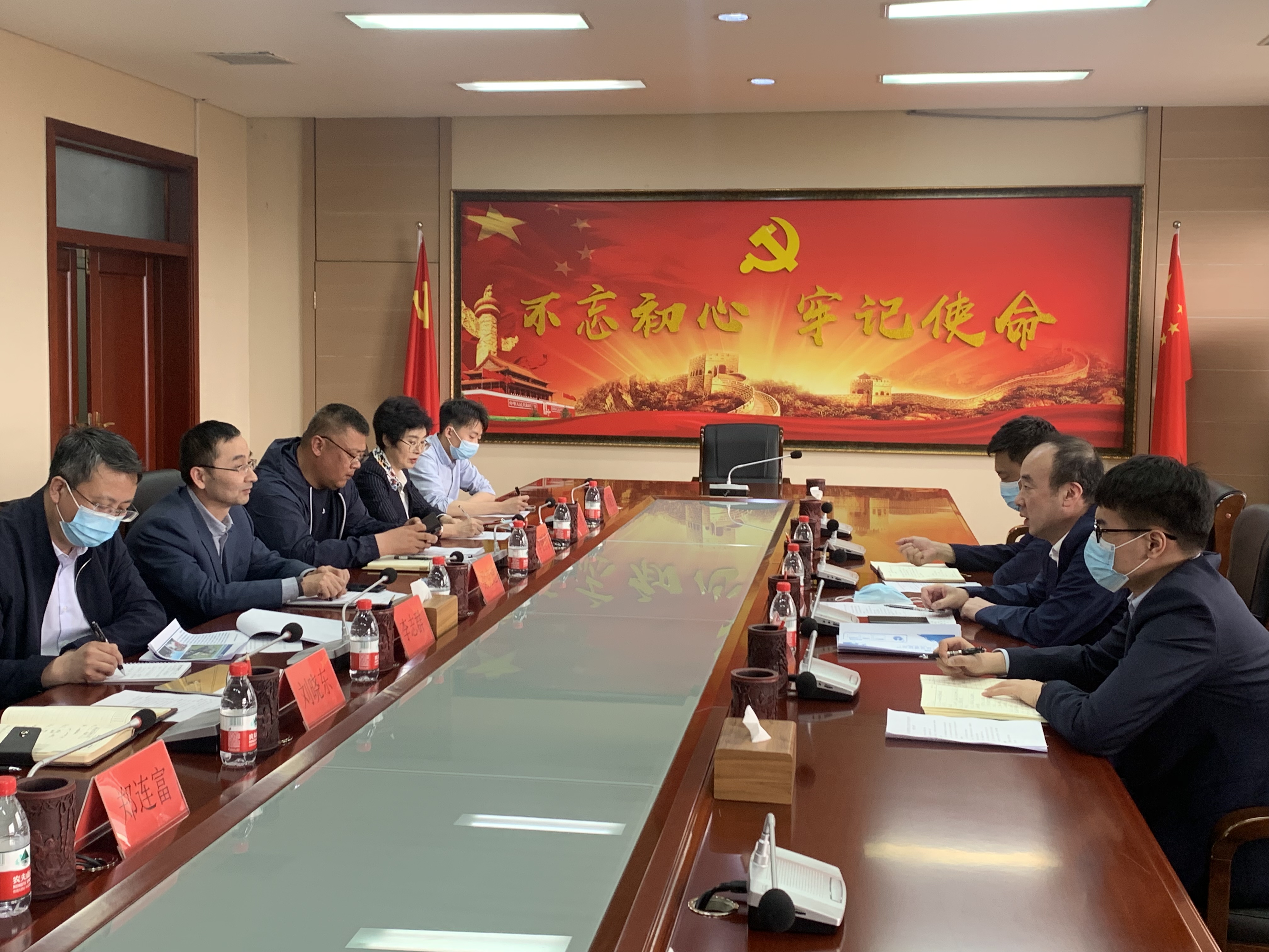 學黨史辦實事 農發行黑龍江省分行助力推動龍江全面振興全方位振興_fororder_信貸業務宣講專班第二工作小組進行宣介