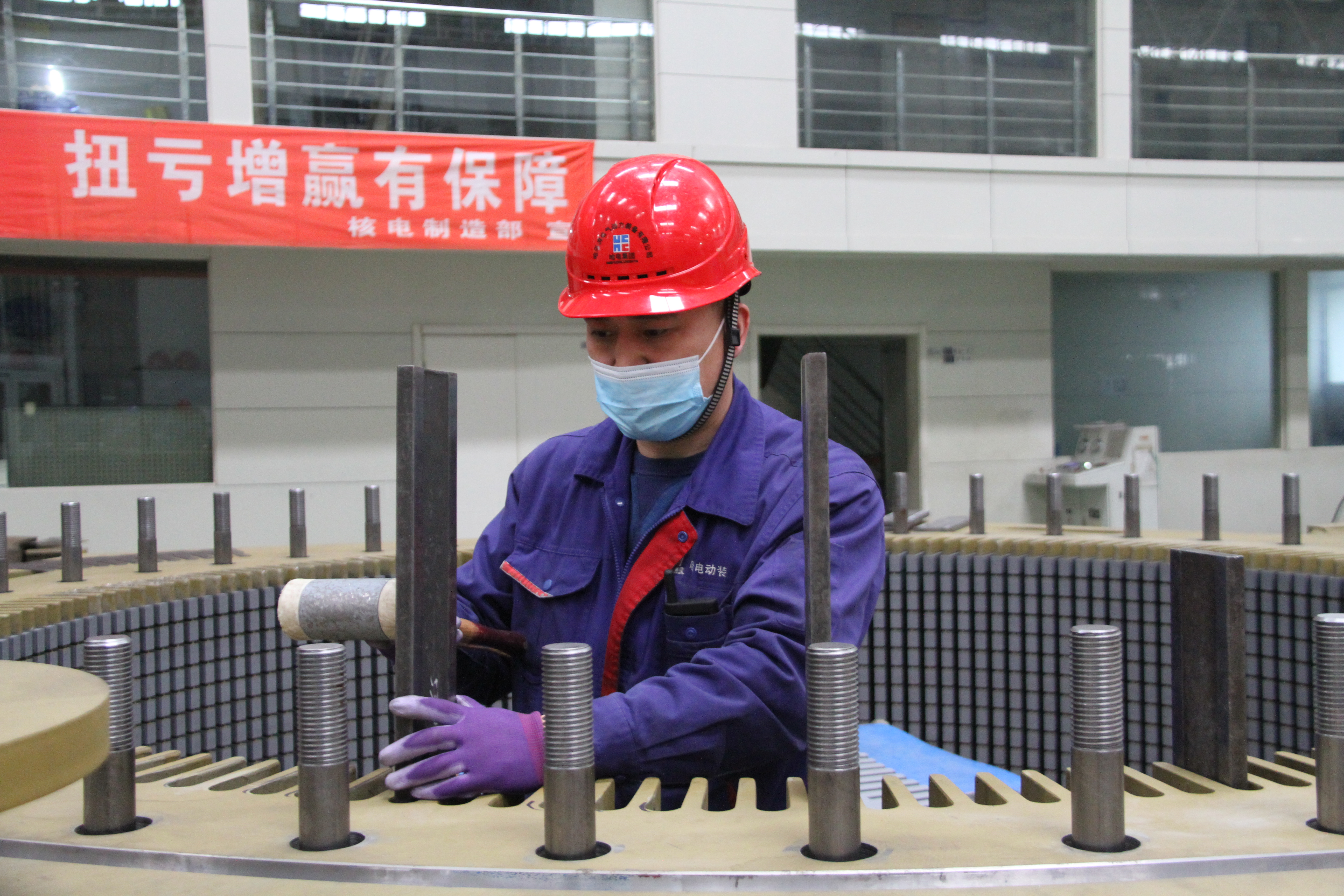 防疫生産兩不誤 不負發展不負春_fororder_動裝公司“生産防疫兩不誤” 攝影：宋宇