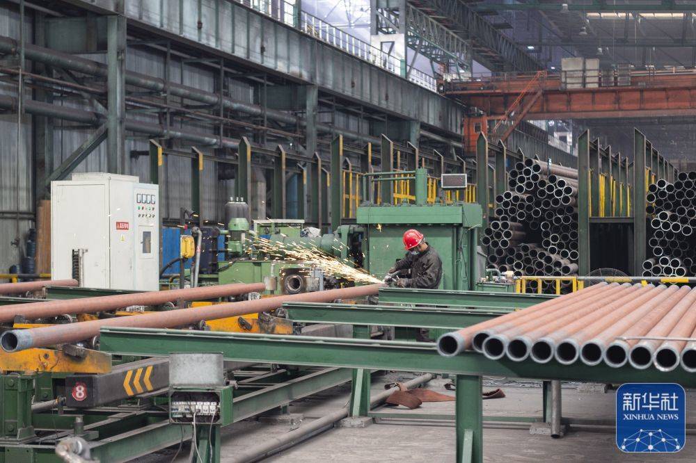 雙鴨山：鋼鐵企業生産忙