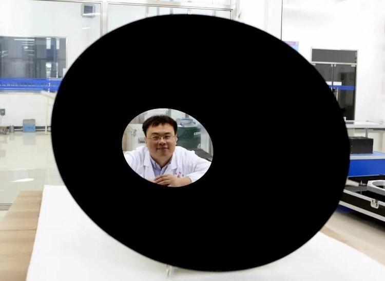 好消息！超黑涂層技術領域取得重要突破