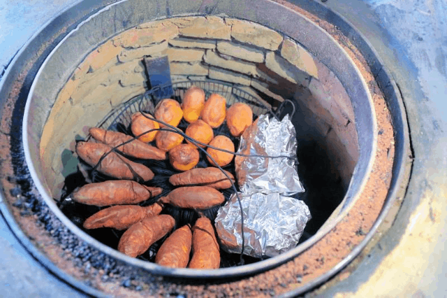 “食”在黑龍江丨萬物皆可烤 “深夜食堂”裏的美食江湖_fororder_大慶坑烤