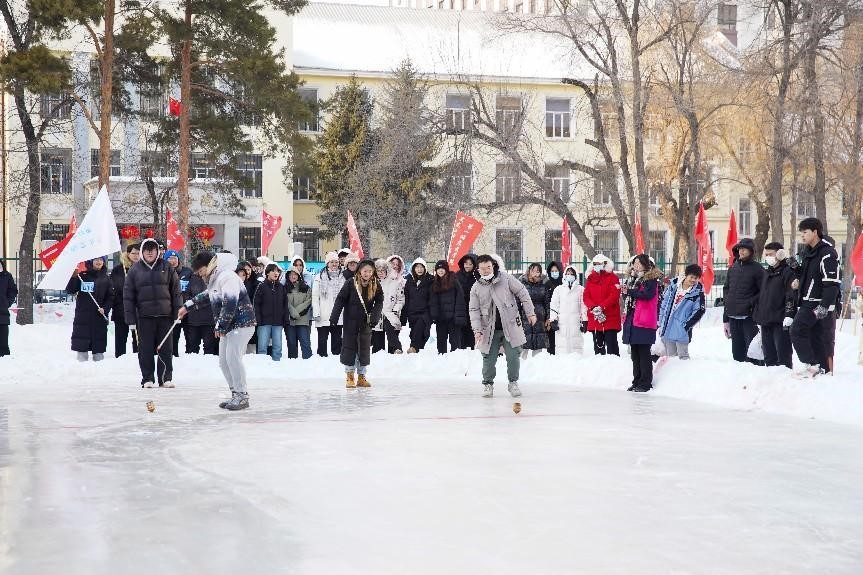 黑龍江中醫藥大學舉辦冰雪趣味運動會_fororder_6