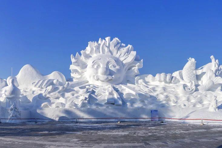 哈爾濱領跑冰雪遊 帶動景區客流增長近200%_fororder_32dcecbc9be6e7a4ea11c49a6e4e58b