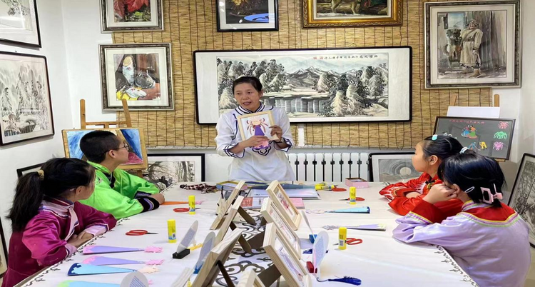 黑河市愛輝區新生鄂倫春族鄉：市縣聯合開展青少年民族教育主題實踐活動_fororder_圖片2