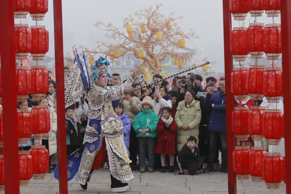 河南春節文旅市場火熱 開封位列全國年味目的地第一