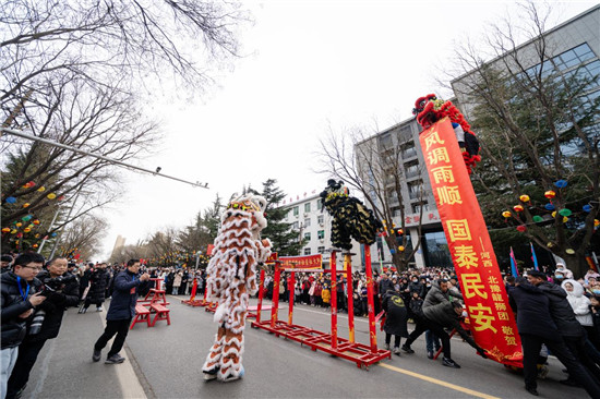 三門峽義馬市：社火展演鬧元宵 民俗活動年味濃