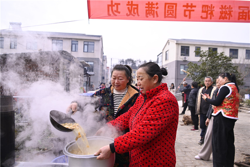 信陽市新縣：臘月糍粑香 鄉村年味濃