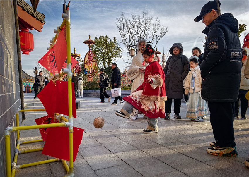 河南開封：文旅市場持續火爆