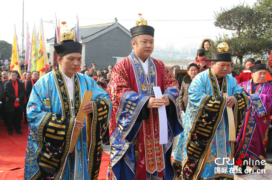 【焦點圖-大圖】【移動端-焦點圖（頁面標題：河南寶豐馬街火神廟祭祀拜祖活動舉行）】2019年河南寶豐馬街火神廟祭祀拜祖活動舉行