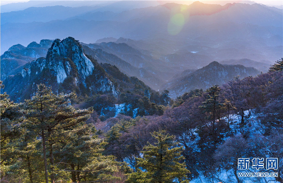 平頂山市魯山縣：堯山之巔觀日出