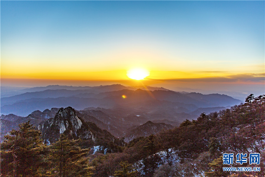 平頂山市魯山縣：堯山之巔觀日出