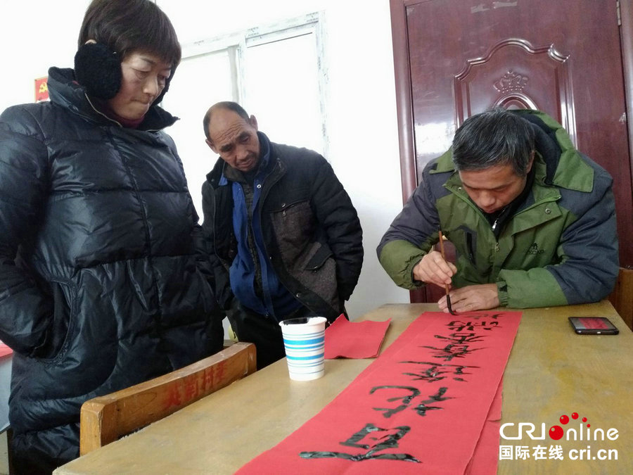 【焦點圖-大圖】【移動端-焦點圖（頁面標題：南陽示範區“三下鄉”活動豐富多彩）】【圖説5】南陽示範區文化科技衛生“三下鄉”活動豐富多彩