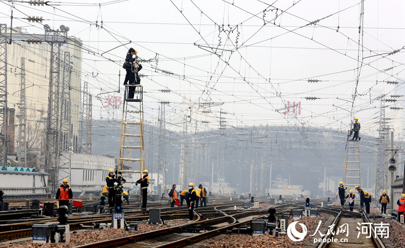 河南鄭州：全力確保春運供電安全穩定