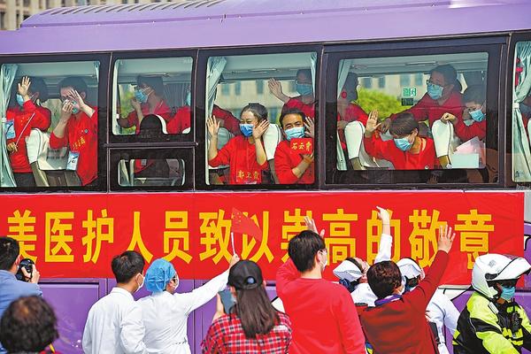 【焦點圖-大圖】【移動端-輪播圖】河南省第十批支援湖北醫療隊凱旋