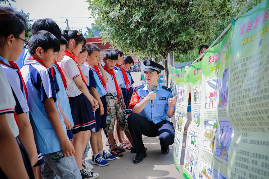 河南洛陽：法制安全進課堂 多彩活動迎六一