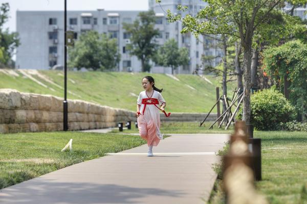 “打卡”鄭州商都遺址公園！古老與現代交相輝映