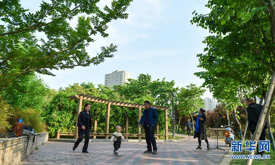 【城市遠洋】【焦點圖-大圖】【移動端-輪播圖】洛陽市民家門口享“生態紅利”