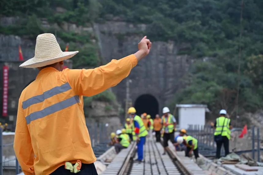 鏖戰36天 中國鐵路鄭州局管內太焦鐵路全線恢復通車