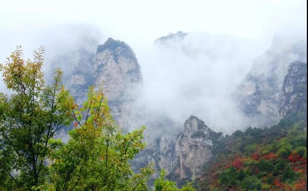 太行大峽谷率先開園迎客 推出“旅遊半年卡”惠及民眾