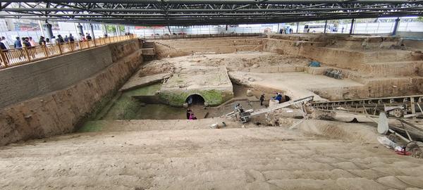 州橋明月一眼千年 湮沒千年的州橋遺址漸露真容