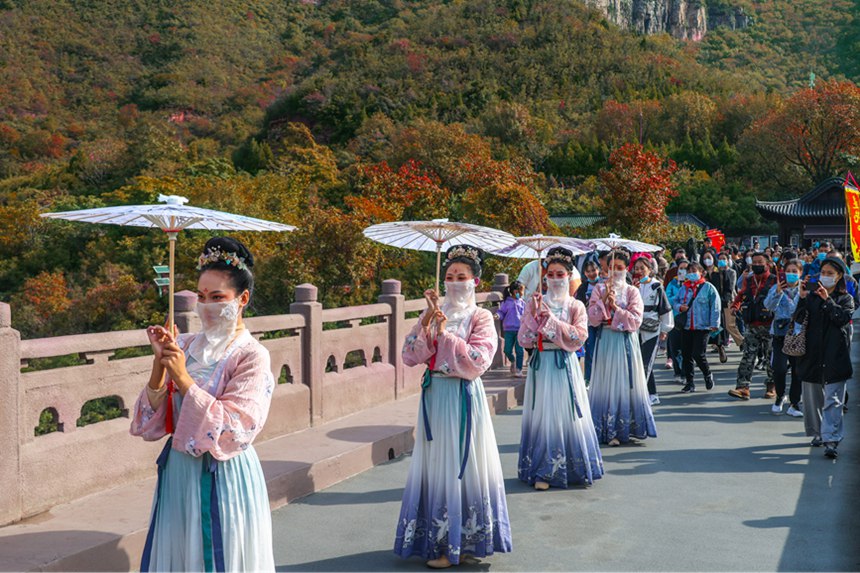 雲臺山迎來紅葉最佳觀賞期 全國遊客預約免門票