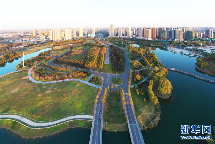 河南許昌：初冬芙蓉湖畔景色美