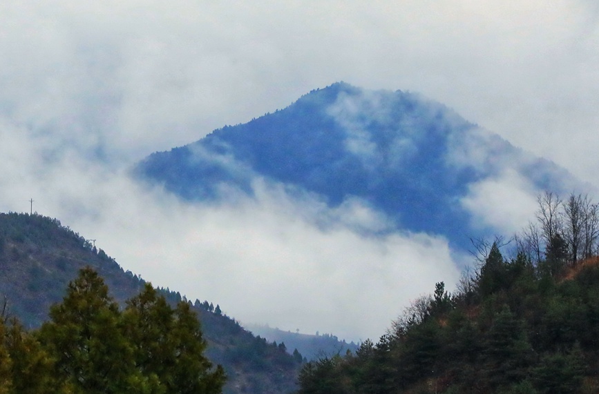 三門峽盧氏：伏牛山雪後初晴 雲蒸霞蔚入畫來