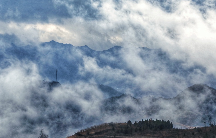 三門峽盧氏：伏牛山雪後初晴 雲蒸霞蔚入畫來