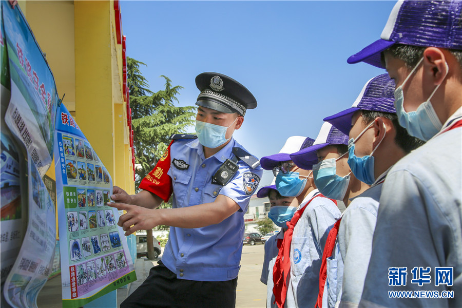 【焦點圖-大圖】【移動端-輪播圖】河南洛陽：鐵路安全知識進校園