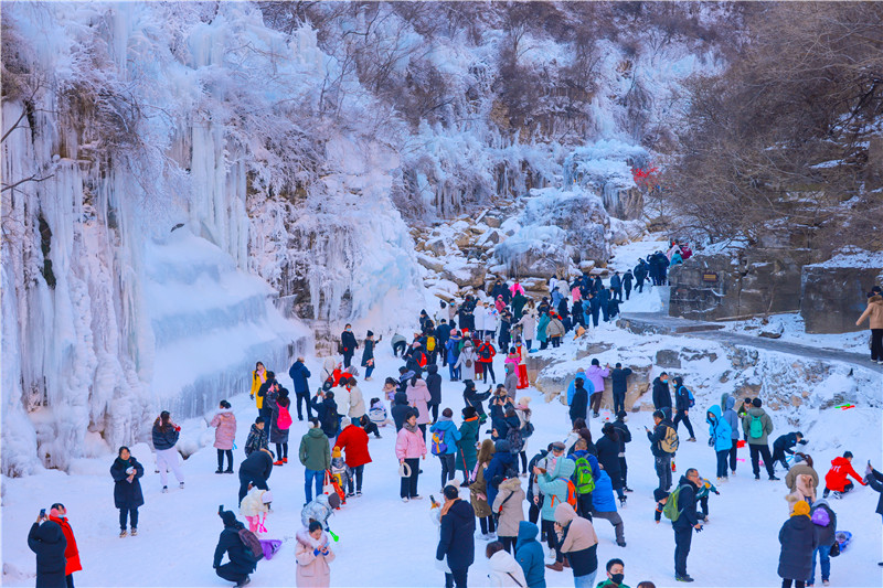 三上央視 登榜熱搜 雲臺山冰雪節熱效應引爆冬季遊_fororder_微信圖片_20220104114838