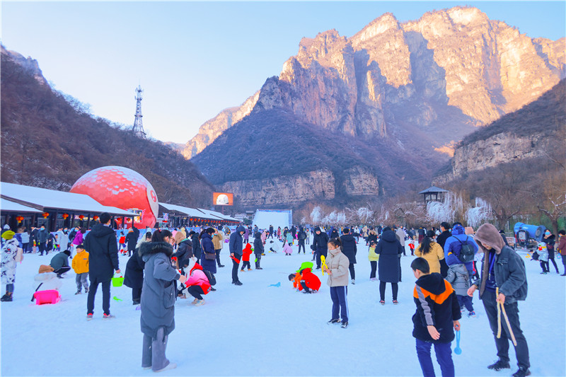 三上央視 登榜熱搜 雲臺山冰雪節熱效應引爆冬季遊_fororder_微信圖片_20220104114826