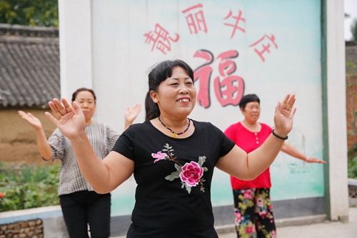 【河南供稿】河南寶豐改善人居環境 扮靚美麗鄉村