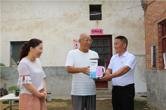 （有修改）【B】平頂山市郟縣開展多種活動慶祝建黨99週年