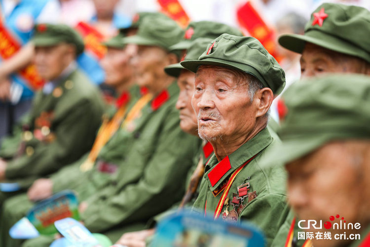 【河南原創】傳承紅色基因 皮定均將軍所用槍支捐贈儀式在鄭州新密舉行