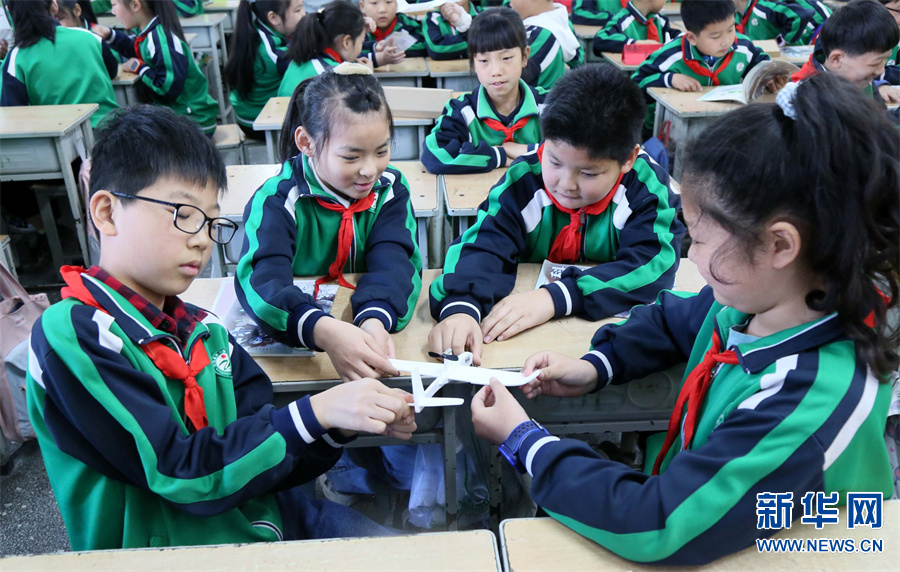 洛陽汝陽：學習航空知識 放飛科技夢想