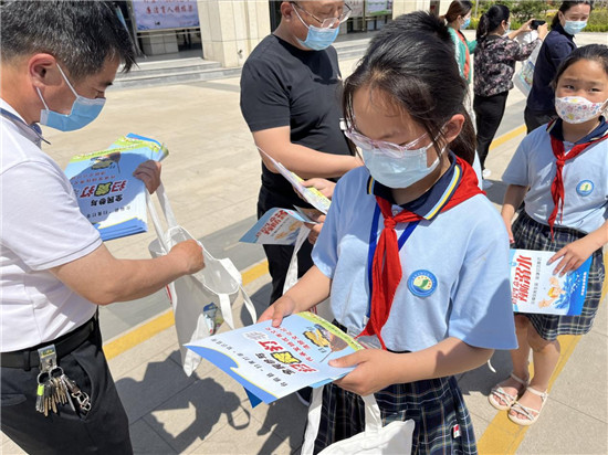 濮陽市臺前縣開展“護苗”法治宣傳進校園活動_fororder_8