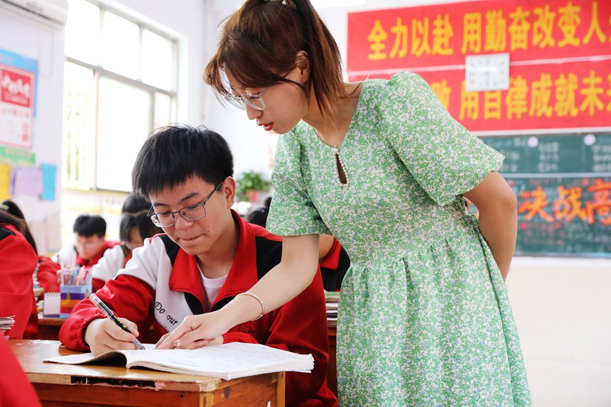 河南學子衝刺高考 信心滿滿