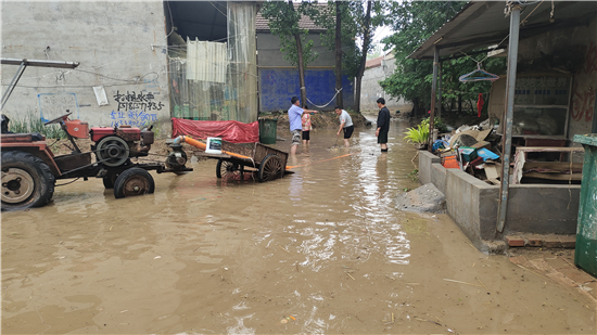 濮陽南樂：暴雨過後 緊急排澇搶修_fororder_圖片12