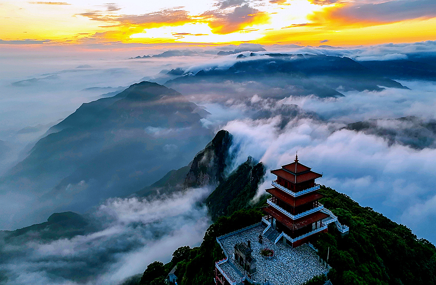 河南濟源：雲海奇觀美如畫